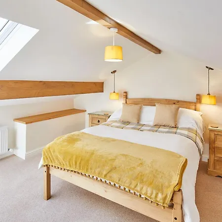 Host & Stay - The Hayloft Ilkley Exterior photo