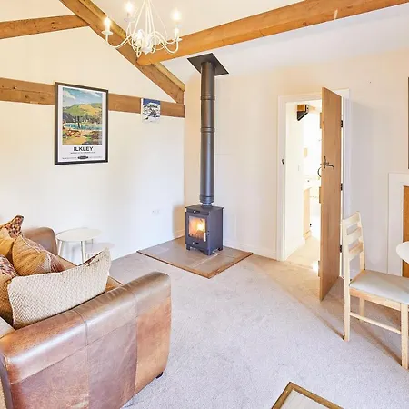 Host & Stay - The Hayloft Ilkley Exterior photo